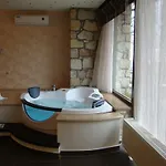 Nymfes 4* Káto Loutrákion