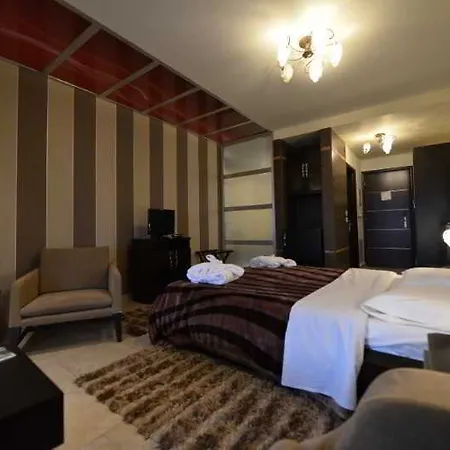 Nymfes Hotel