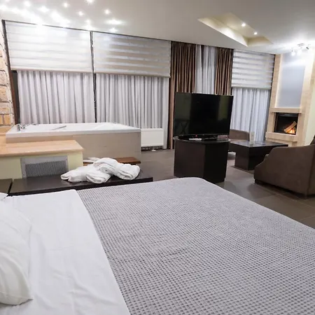 Nymfes Otel 4*