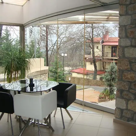 Hotel Nymfes Loutraki (Pella)