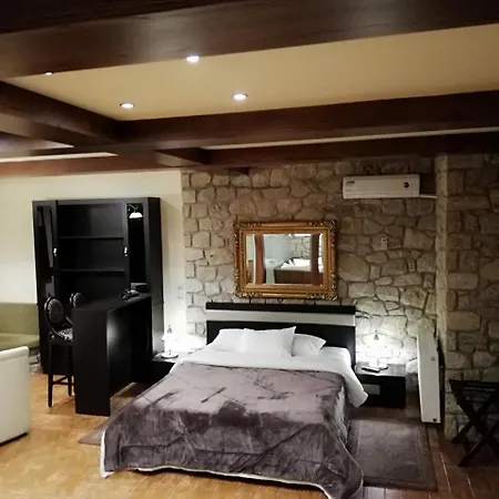Hotel Nymfes