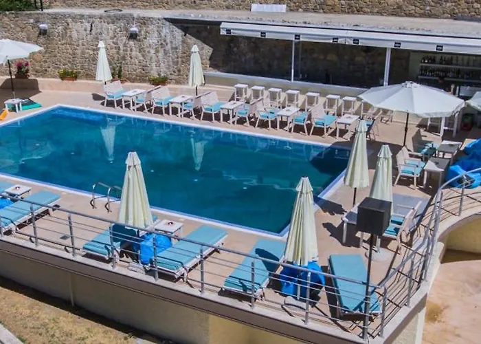 νύμφες Ξενοδοχείο Káto Loutrákion